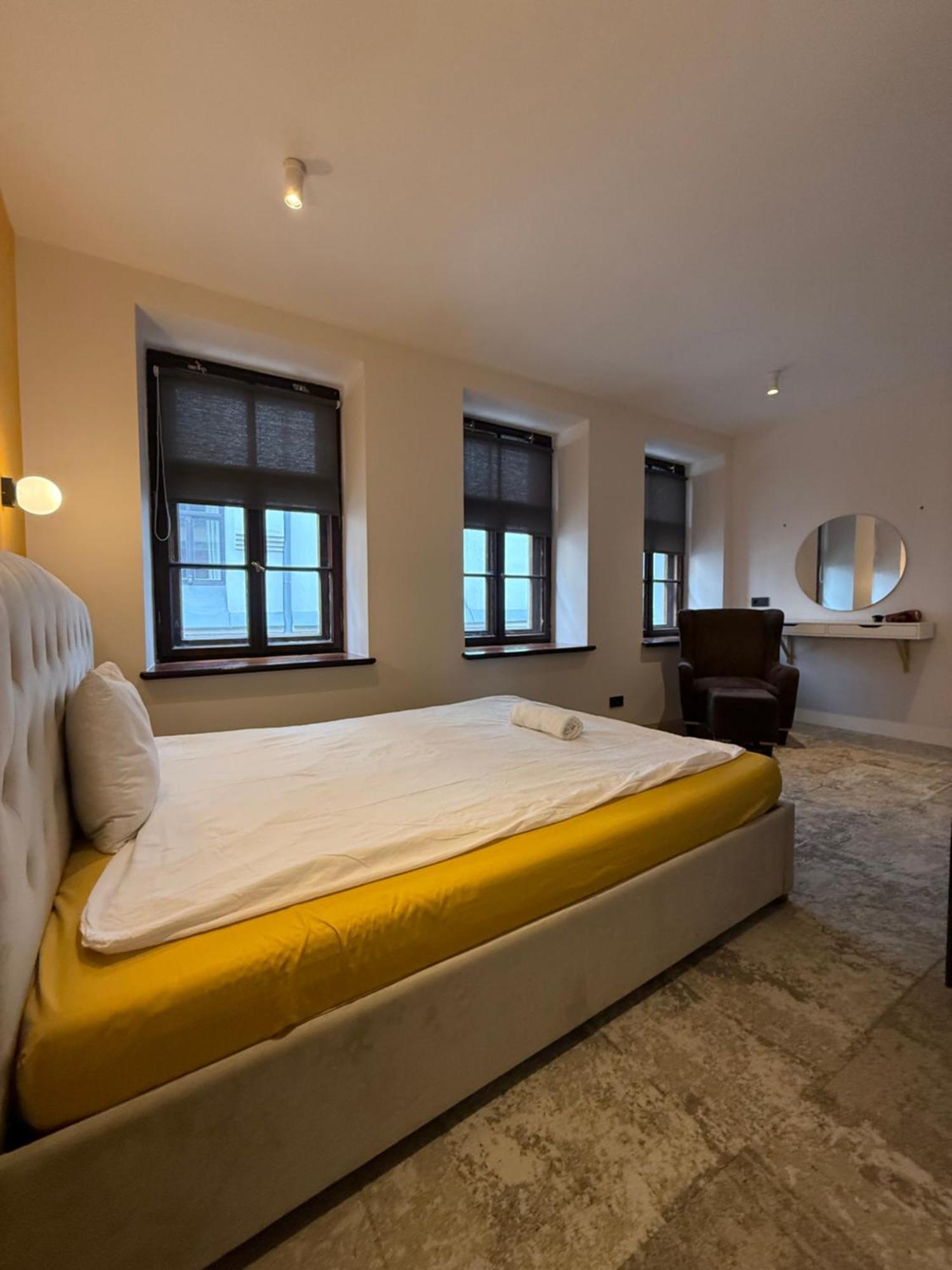 Lovely Two Bedroom In The Old Town Rīga Exterior foto